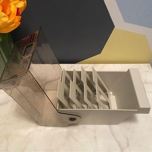 Vintage floppy disk holder 💾